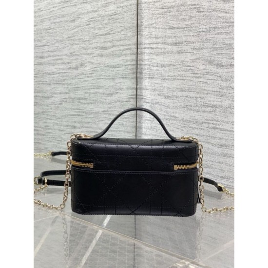 Replica di alta qualità Pochette Dior il trucco Lady Dior Nero Replica Perfetta Pochette Dior il trucco Lady Dior Nero Imitazione Falsa