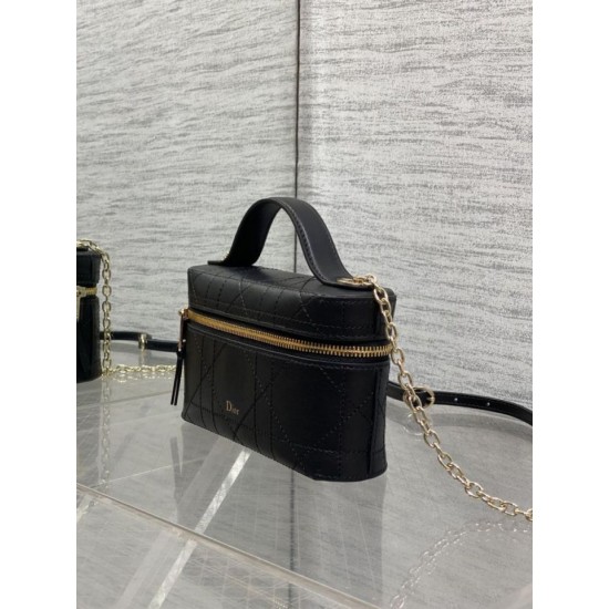 Replica di alta qualità Pochette Dior il trucco Lady Dior Nero Replica Perfetta Pochette Dior il trucco Lady Dior Nero Imitazione Falsa