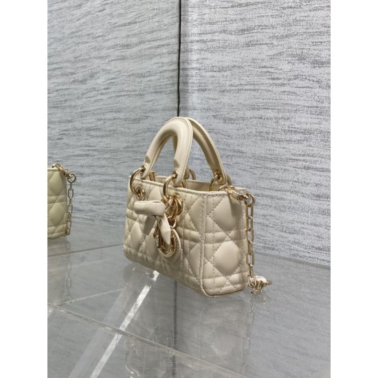 Borse Replica 1:1 Dior D-Joy agnello ricamata con fiocco bianco avorio Borse Replica 1:1 Dior D-Joy agnello ricamata con fiocco bianco avorio