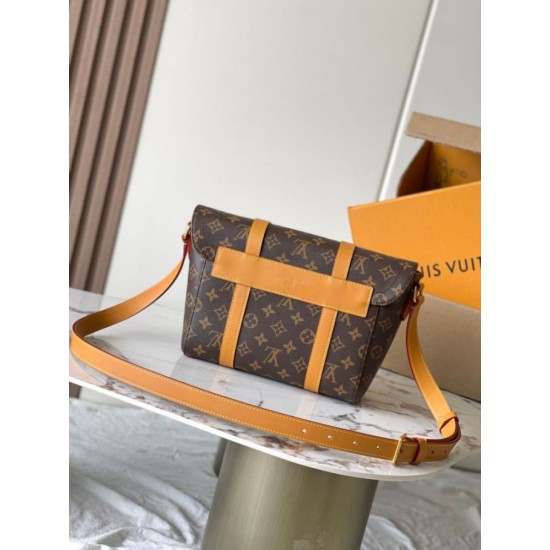 Replica perfetta Borsa a tracolla LV Uomo M28511 Christopher Messaggero