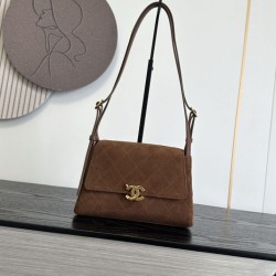 Qualità eccellente Borse Chanel Souplissimo Piccolo/Maxi Flap scamosciata di vitello Marrone