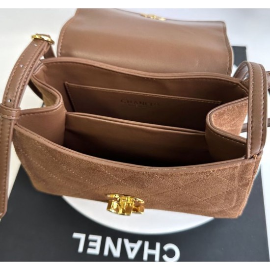 Replica AAA Borse Chanel Souplissimo Piccolo/Maxi Flap scamosciata di vitello Marrone Replica AAA Borse Chanel Souplissimo Piccolo/Maxi Flap scamosciata di vitello Marrone