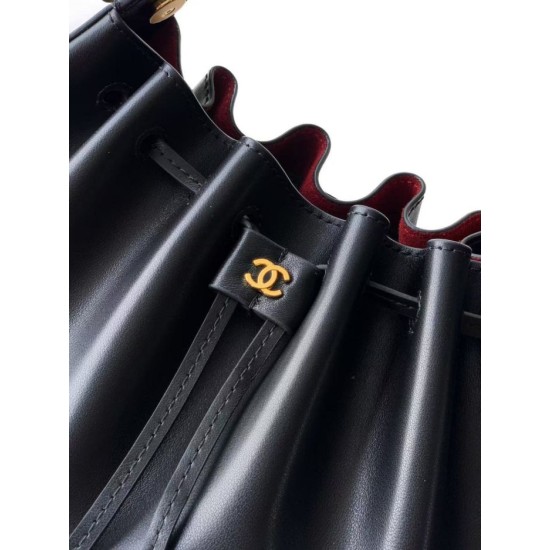 Replica di lusso Borsa a secchiello Chanel AS6617 Cloud con coulisse nera