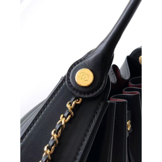 Replica di lusso Borsa a secchiello Chanel AS6617 Cloud con coulisse nera