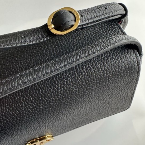 Replica identica Borse Chanel Souplissimo Piccolo/Maxi  Flap vitello Nero