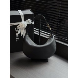 Imitazioni Borsa a tracolla Hobo Chanel AS6570 Halfmoon nera Imitazioni Borsa a tracolla Hobo Chanel AS6570 Halfmoon nera