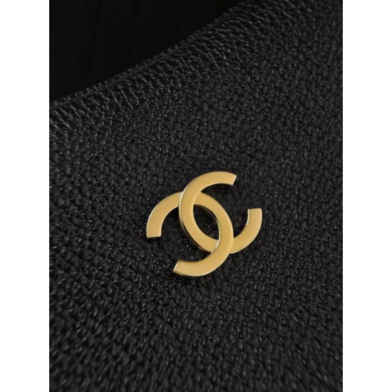 Replica Borsa a tracolla Hobo Chanel AS6570 Halfmoon nera Replica Borsa a tracolla Hobo Chanel AS6570 Halfmoon nera