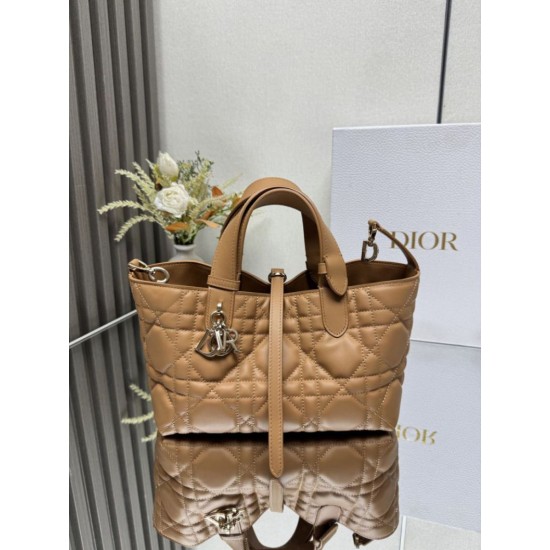 Repliche perfette Borsa Tote Piccola/Media Dior Toujours Marrone Repliche perfette Borsa Tote Piccola/Media Dior Toujours Marrone