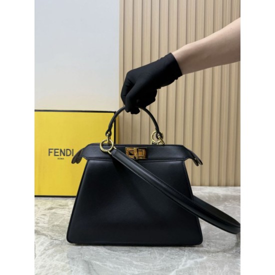 Replica Borsa piccola Fendi Peekaboo Iseeu Nero Replica Borsa piccola Fendi Peekaboo Iseeu Nero