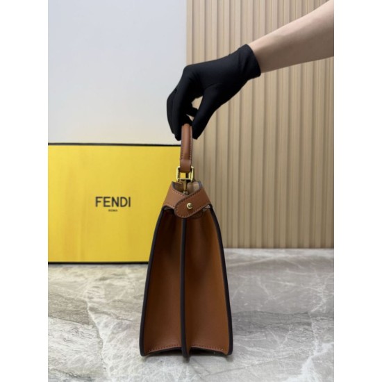 Repliche perfette Borsa piccola Fendi Peekaboo Iseeu Marrone Repliche perfette Borsa piccola Fendi Peekaboo Iseeu Marrone