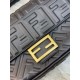 Replica Borsa Baguette classica Fendi con motivo a lettere FF in rilievo 3D Nero Replica Borsa Baguette classica Fendi con motivo a lettere FF in rilievo 3D Nero