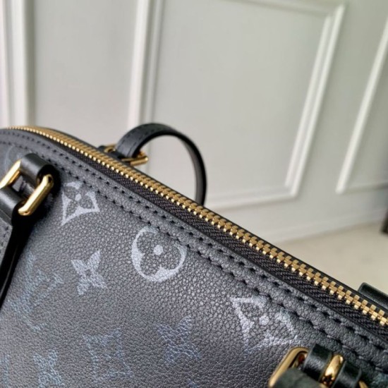 Replica Perfetto Borsa LV M3A167 Squire East West Replica Perfetto Borsa LV M3A167 Squire East West