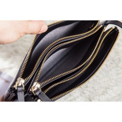 Sito Replica Borse Celine Piccolo Trio Crossbody In pelle di vitello nera Imitazioni Replica perfette Borse Celine Piccolo Trio Crossbody In pelle di vitello nera