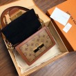 Mini Dauphine Borse Monogram Reverse M44580