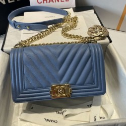 Borsa classica da bambino con patta A67086 02