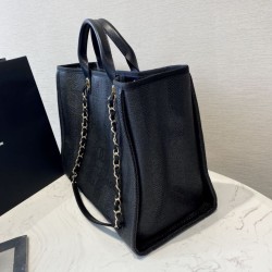 Cloni Firmate Deauville Fibre miste con borsa shopping perla A66941 Nero imitazioni