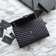 YSL Saint Laurent Piccola Busta Borsa Grain Hardware argentato in rilievo