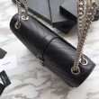 YSL Saint Laurent Piccola Busta Borsa Grain Hardware argentato in rilievo