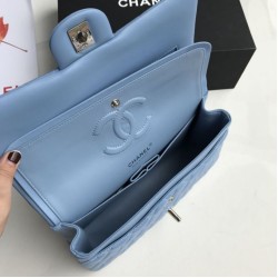 Dupe Dettagli perfetti Borsa Replica 1:1 con patta classica A1112 Hardware argento blu cielo imitazioni perfette Replica Dettagli perfetti Borsa 1:1 con patta classica A1112 Hardware argento blu cielo Griffate