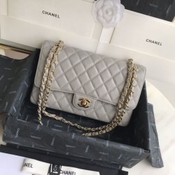 Replica Borsa con patta classica in pelle di vitello granulata A1112 Grigio Griffate