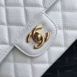 Borsa classica con pattina in pelle di vitello granato A1112 Bianco