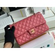 Borse Firmate Replica con patta classica A1112 Hardware in oro rosso chiaro