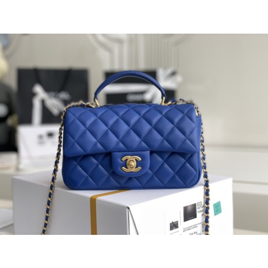 Dettagli perfetti Mini Borsa con Patta in Pelle di Vitello Granata con Manico Superiore AS2431 Blu