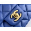 Dettagli perfetti Mini Borsa con Patta in Pelle di Vitello Granata con Manico Superiore AS2431 Blu