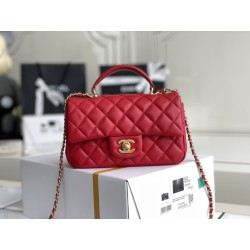 Mini Borsa con Patta in Pelle di Vitello Granata con Manico Superiore AS2431 Rosso
