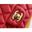 Mini Borsa con Patta in Pelle di Vitello Granata con Manico Superiore AS2431 Rosso