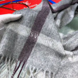 Sciarpe di seta cashmere grigie Sciarpe di seta cashmere grigie