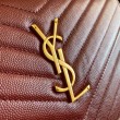 Clarinetto in pelle martellata YSL Saint Laurent con busta con catena a busta
