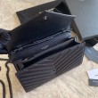 Portafoglio con catena YSL Saint Laurent con busta a catena in pelle martellata nera nera hardware