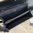Portafoglio con catena YSL Saint Laurent con busta a catena in pelle martellata nera nera hardware