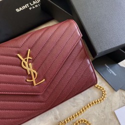 Cloni Firmate Clarinetto in pelle martellata YSL Saint Laurent con busta con catena a busta imitazioni