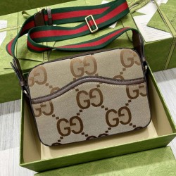 Borsa a tracolla con Interlocking G 675891