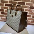Borsa media con borsa G intrecciata 674148 marrone
