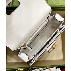 Qualità superiore replica Small Top Handle Con Bamboo 675797 Cream