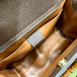 Imitazione Imitazioni borse griffate tote piccola Diana Jumbo GG 660195 Caffè scuro Imitazione Imitazioni borse griffate tote piccola Diana Jumbo GG 660195 Caffè scuro
