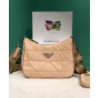 Prada Borsa a spalla imbottita in nylon 1BC151
