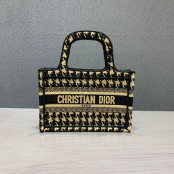 Bora Pari all'originale replica tote Christian Dior Mini Book nera / gialla