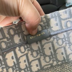 Borsa tote Christian Dior con ricamo obliquo Dior grigia Dupe Perfetta Cloni Firmate Borsa tote Christian Dior con ricamo obliquo Dior grigia imitazioni