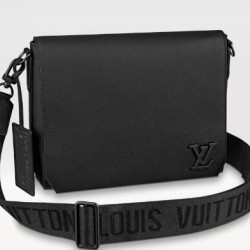 LV Takeoff Messenger Louis Vuitton Aerogramma M57080