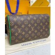 Borsa da toilette LV Dopp Kit M46253 verde