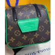 Borsa da toilette LV Dopp Kit M46253 verde