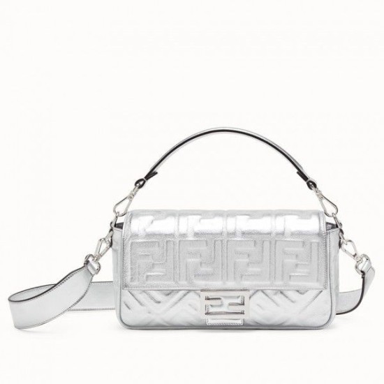 Borsa Fendi Baguette Media Con Motivo FF Argento