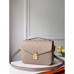 Borsa LV Pochette Metis M44881