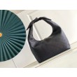 Borsa LV Why Knot MM Mahina M20788