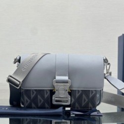 Dior Hit the Road CD Diamond Canvas Messenger Borsa da uomo grigia