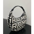Fendi Fendigraphy Piccola Capsule Bag Fendi Roma in pelle stampata bicolore 8BR798 Nera